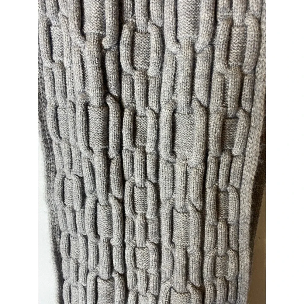 Calvin Klein Gray Cable Knit Infinity Scarf Logo Cozy Winter Soft Neutral‎
